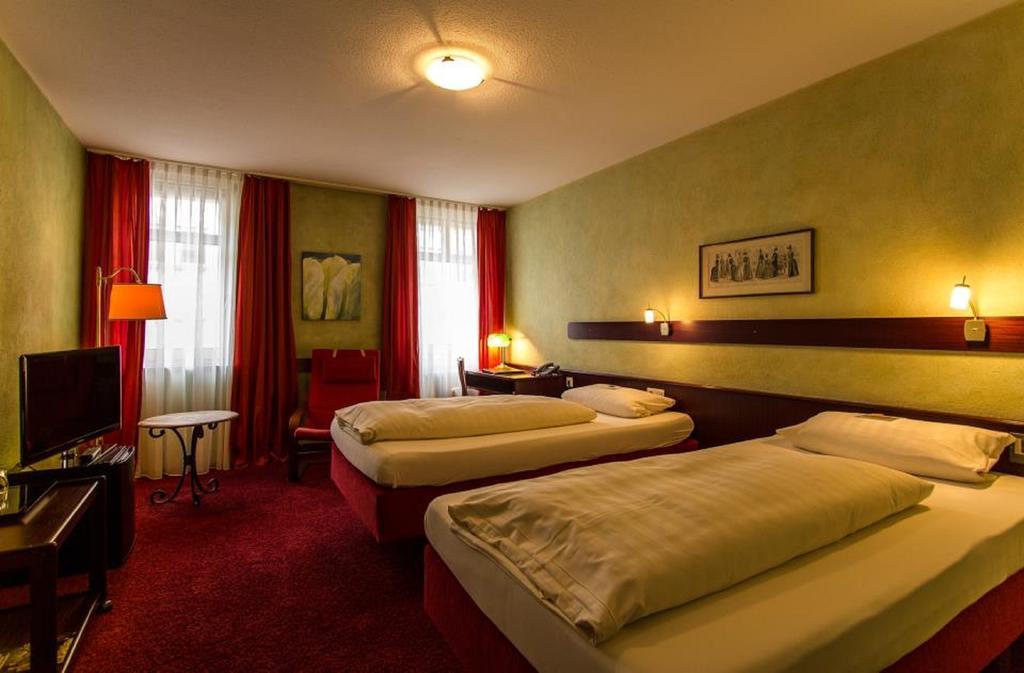 Stadt-Hotel Loerrach Gbr 외부 사진